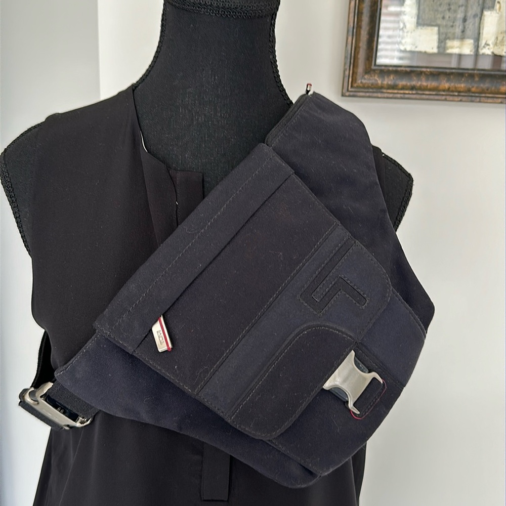 TUMI Waist pack, crossbody sling, unisex